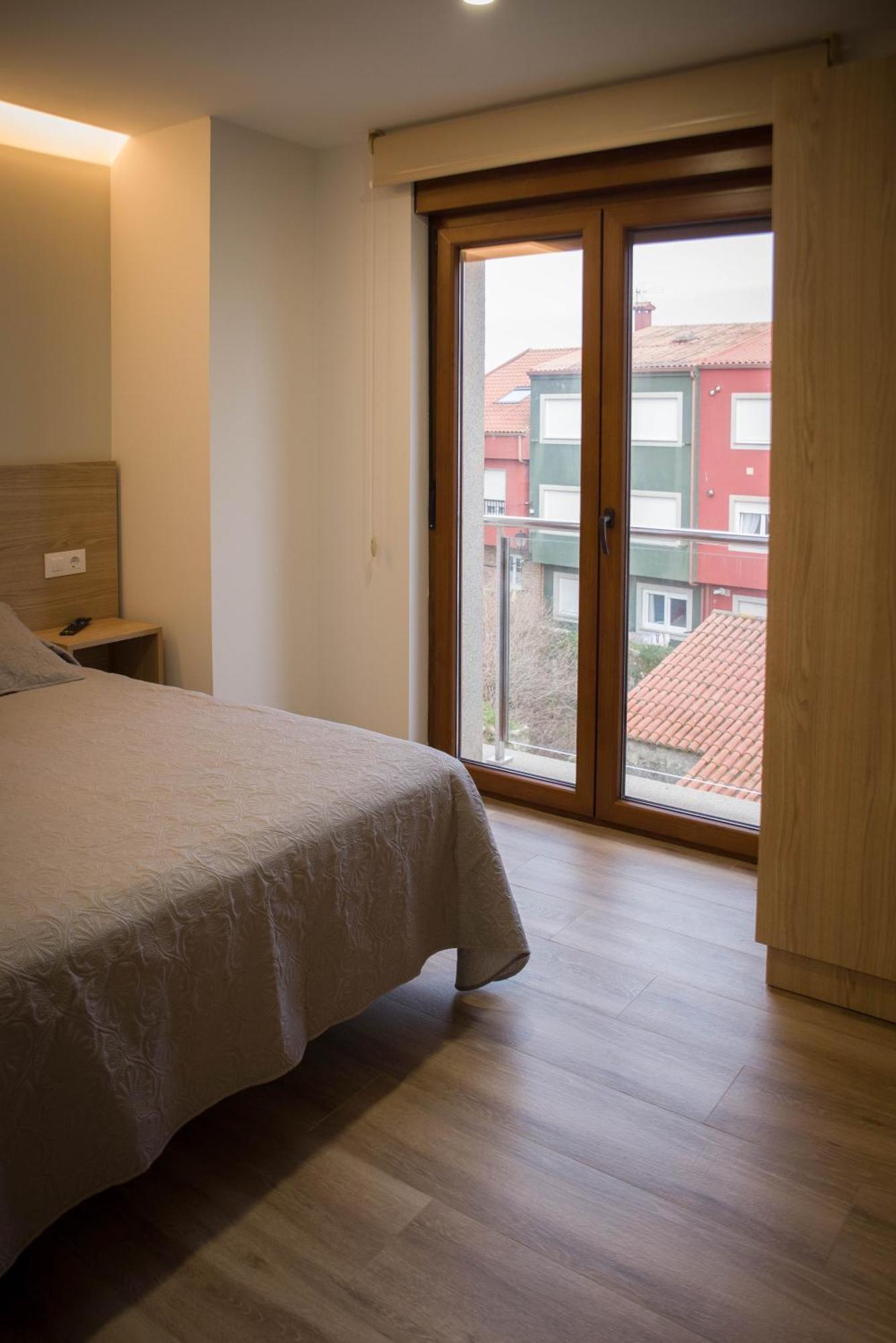 Apartamentos Turisticos Haz Amigo Muxia Room photo