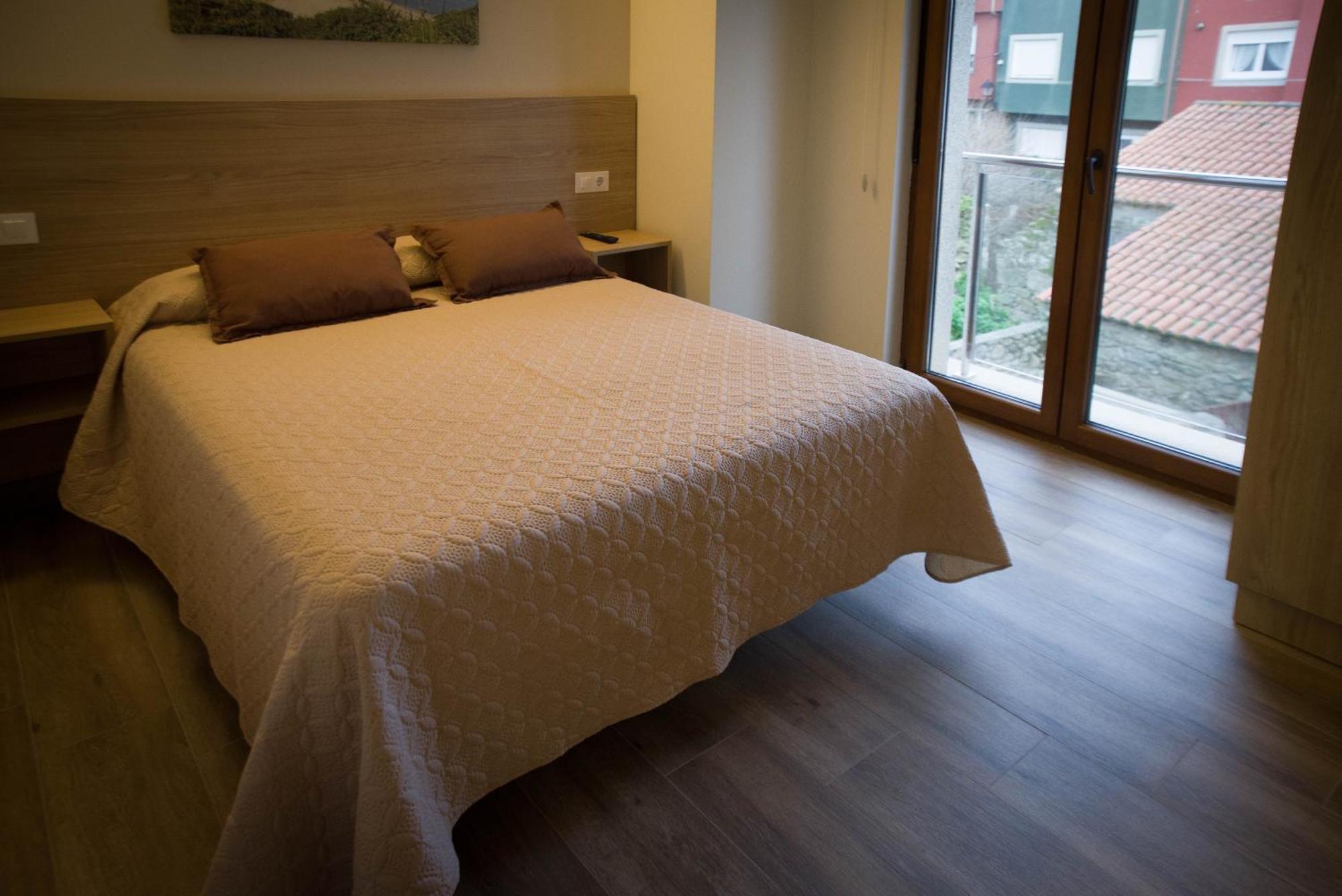 Apartamentos Turisticos Haz Amigo Muxia Room photo